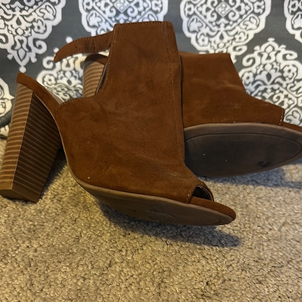 Rouge! Brown Heeled Boots with Peep-Toe Design